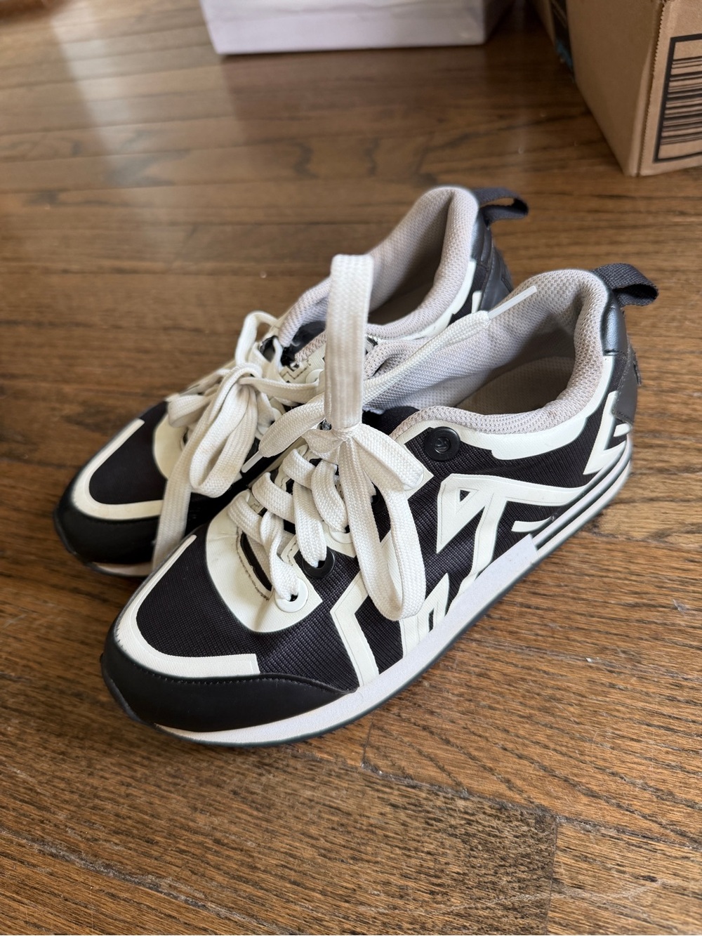 Black & White Lightweight Athletic Sneakers